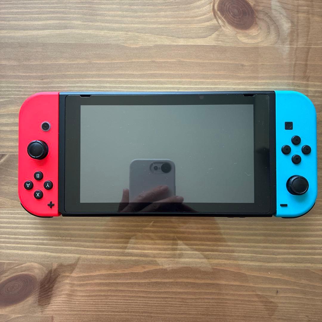 【美品】Nintendo Switch 本体 付属品セット 青/赤