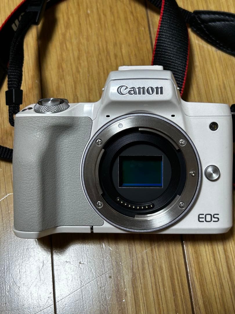 すずchanCanon EOS Kiss M ダブルズームレンズキット