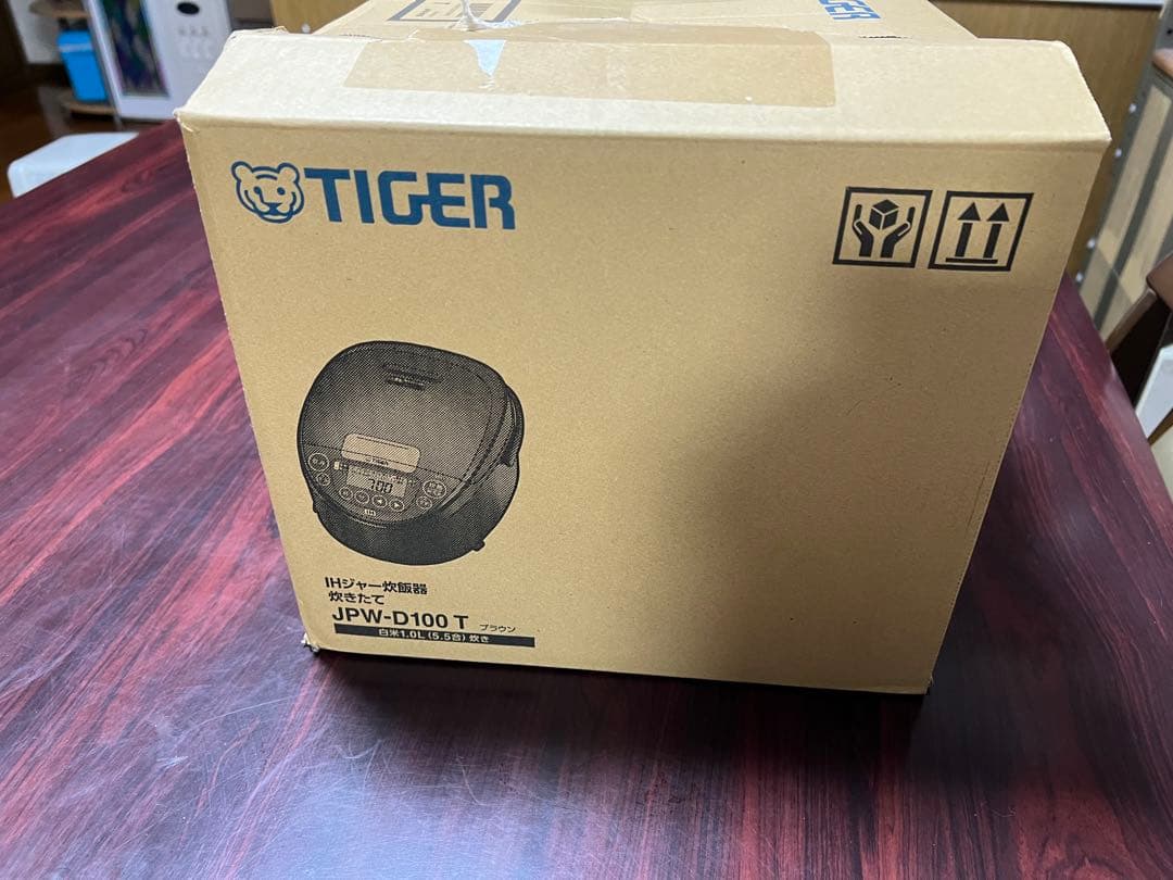TIGER IH炊飯器 JPW-D100T 2023年製 5.5合