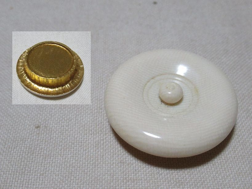 竜谷宮川香雲造　肩衝　茶入れ　共箱