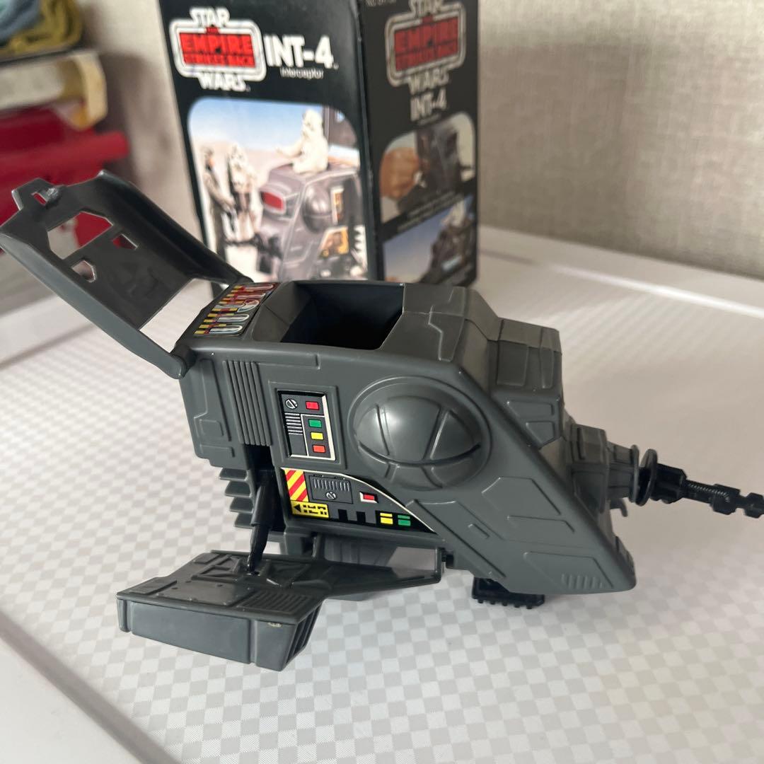 スターウォーズ　オールドケナー　TESB INT-4 1981年製　ケナー社製