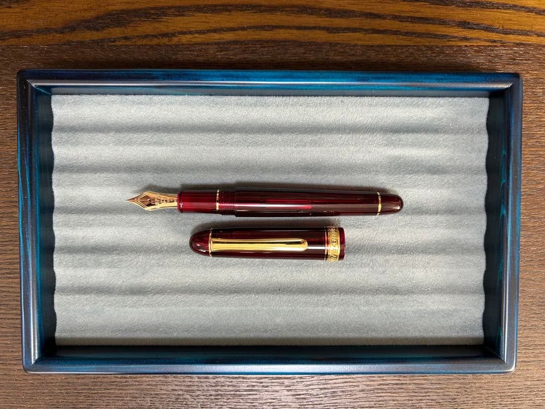 プラチナ万年筆 #3776 センチュリー ブルゴーニュ Fニブ