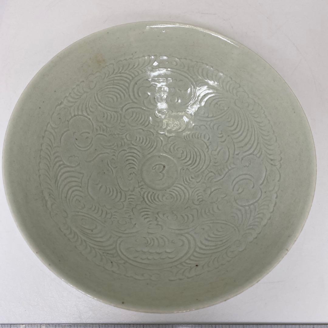 古代中国　青磁　青影刻雲鉢　幅約19.8㎝　トヒチル　東さ7-0304☆2F