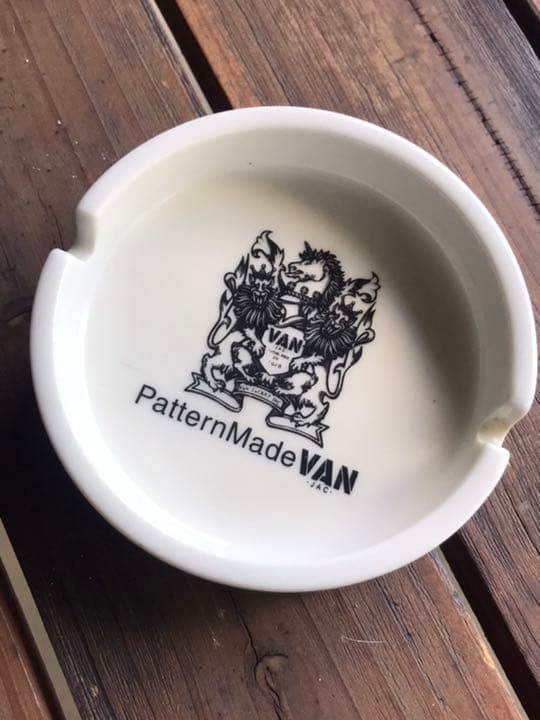 値引VAN中古品灰皿アッシュトレイ陶器1970年代初期、かなり貴重！