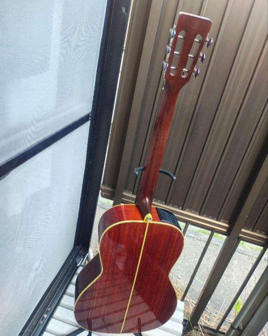 TAKAMINE DSP-410 ニューヨーカー PU付エレアコ　長渕剛