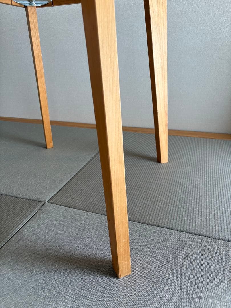 低め　モモナチュラル　アルダー材　VIVO 丸　ダイニングテーブル 90cm