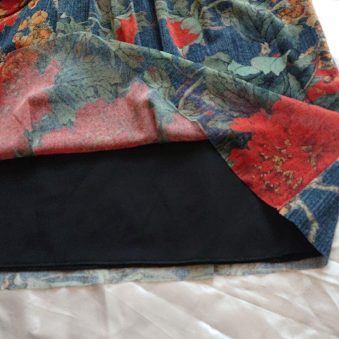 期間限定値下げ中❕ヴィヴィアンタム 花柄 膝丈 スカート パワーネット 花柄