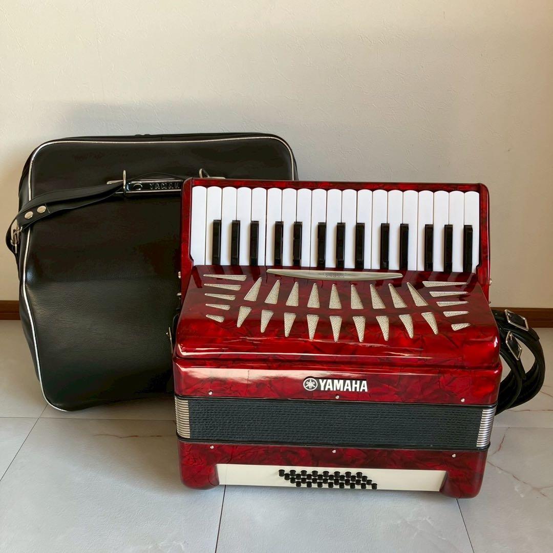 （美品） YAMAHA YA-32A アコーディオン 32ベース 32鍵盤