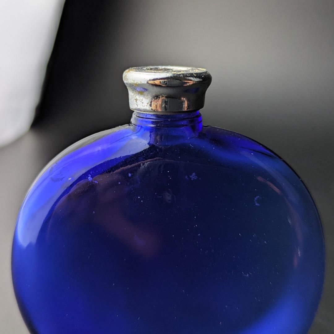 JJ Worth「Dans la Nuitラリック香水瓶 夜の気配を纏う美