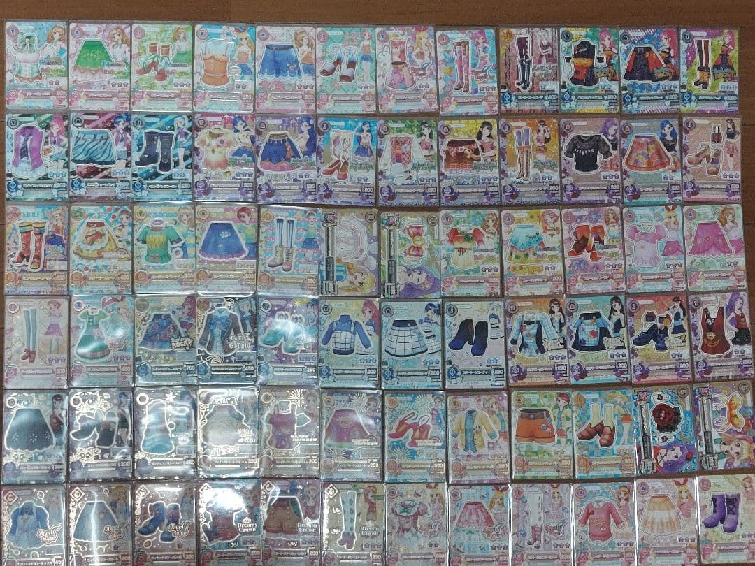 アイカツカード　まとめ売り980枚【値下げしました】
