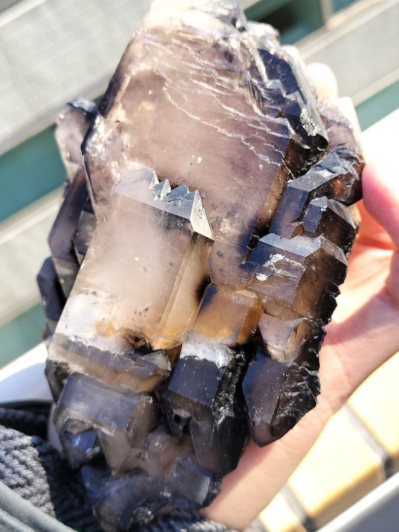 【超特価】スモーキーエレスチャル　金色のきらめき