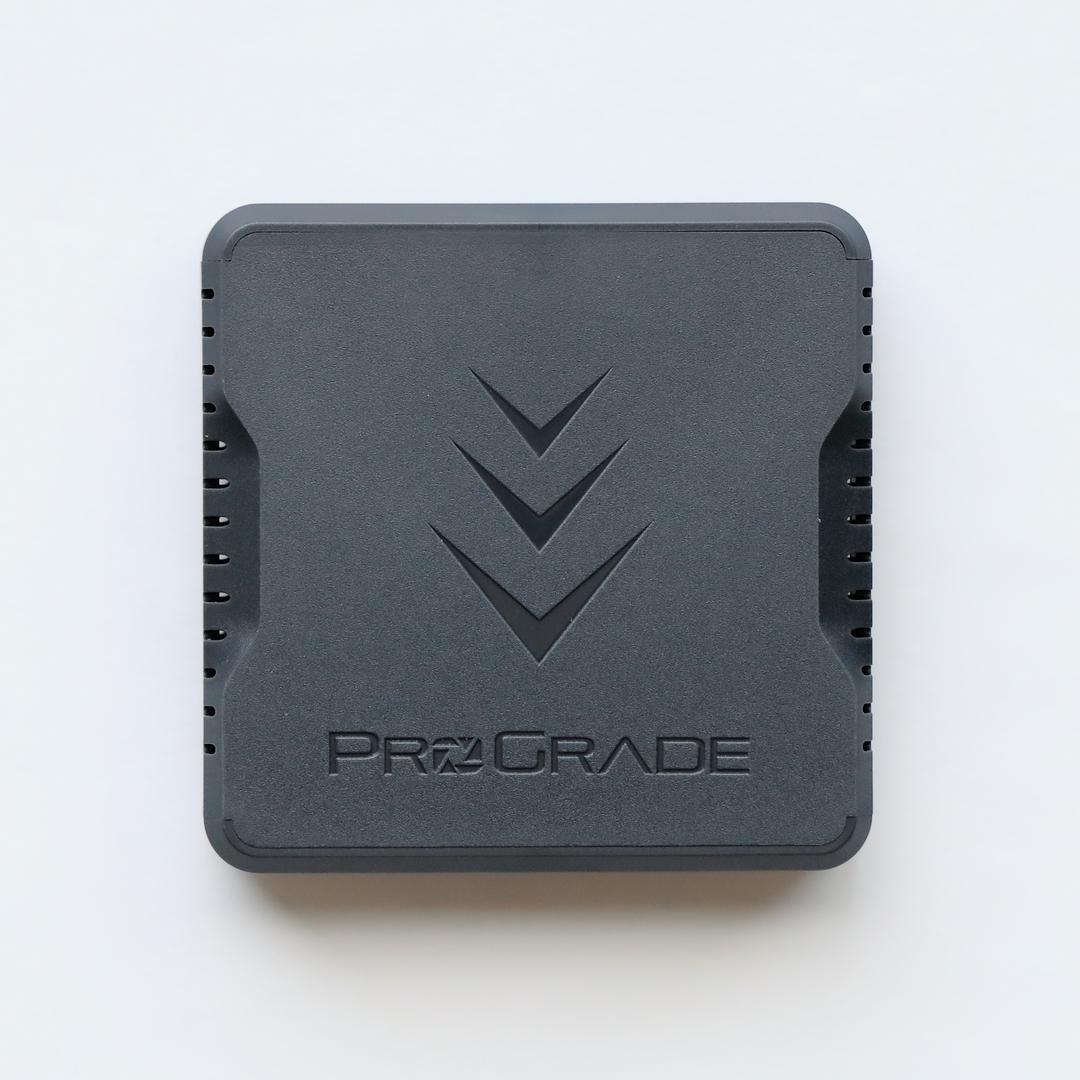 CFexpress 4.0 Type-B カードリーダー