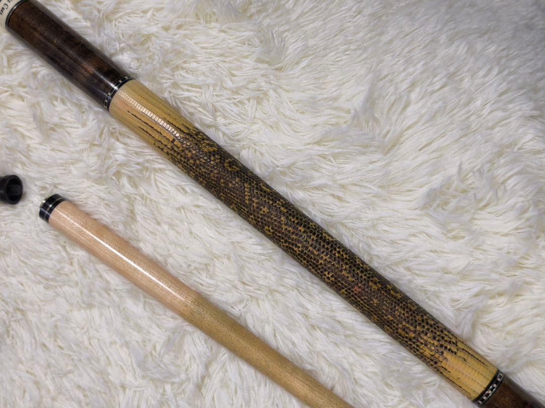 Mezz メッヅ キュー ケース付き パイソン ビリヤード