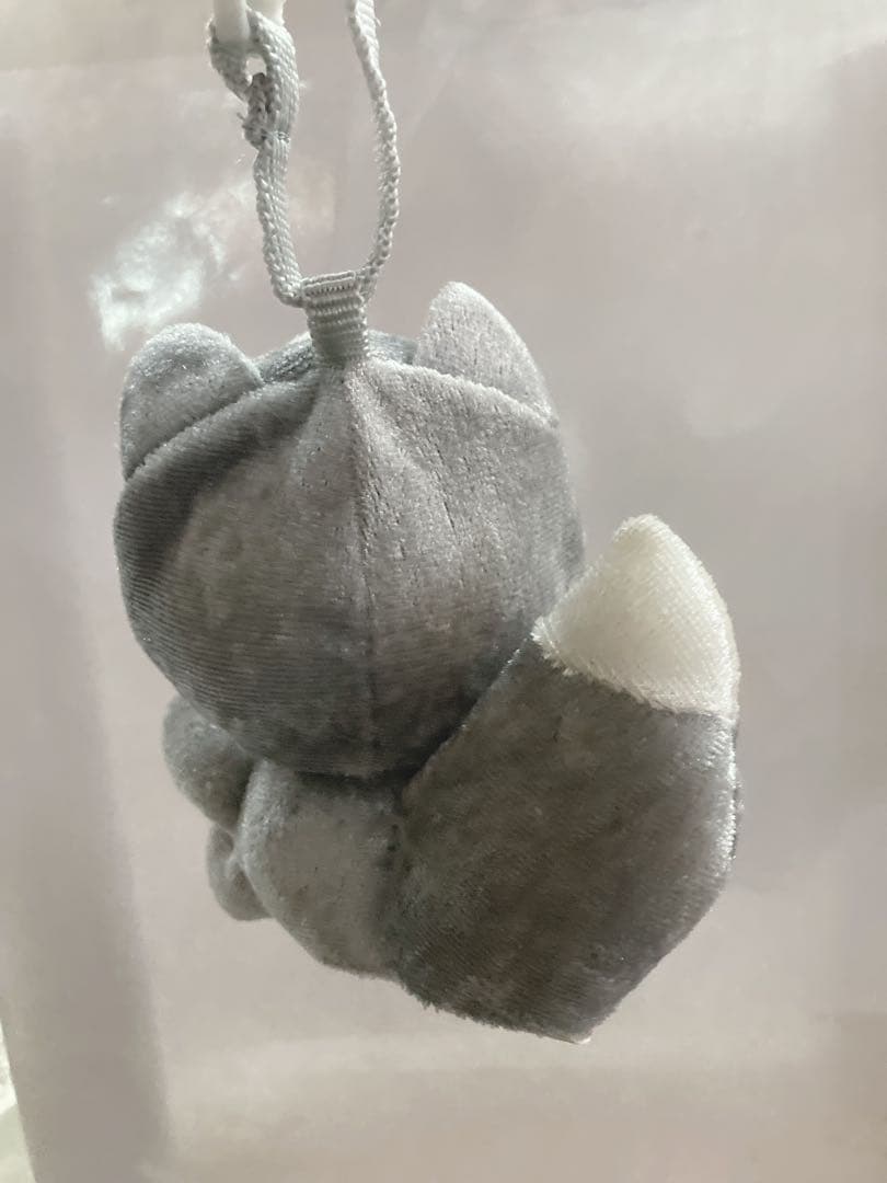 北海道限定　キティ　銀ぎつね　ストラップ