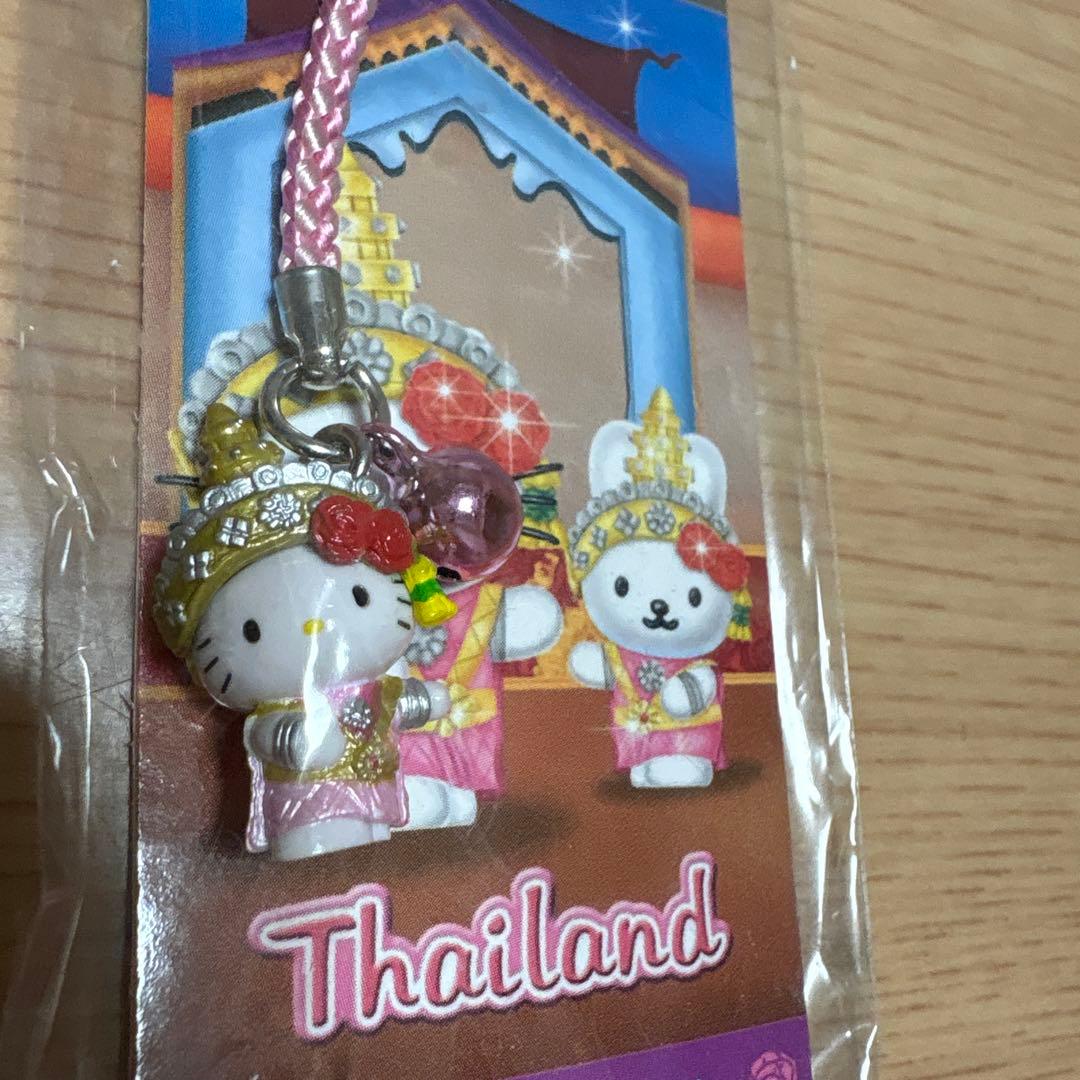 希少　タイ限定　ご当地ハローキティ　ストラップ