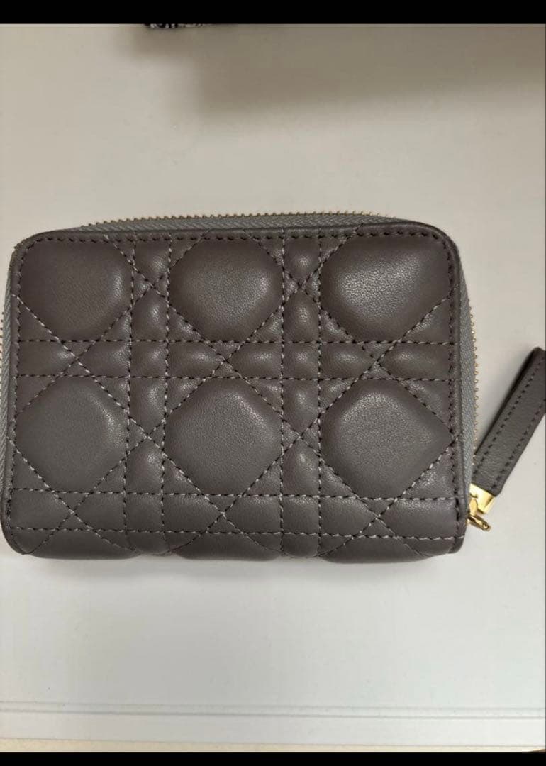 DIOR キルティング財布