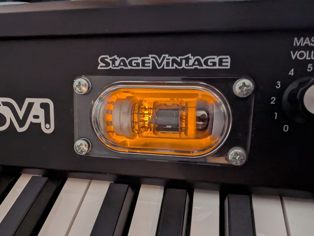 KORG SV-1 88鍵 BK 完動品 105,000→85,000値下げ