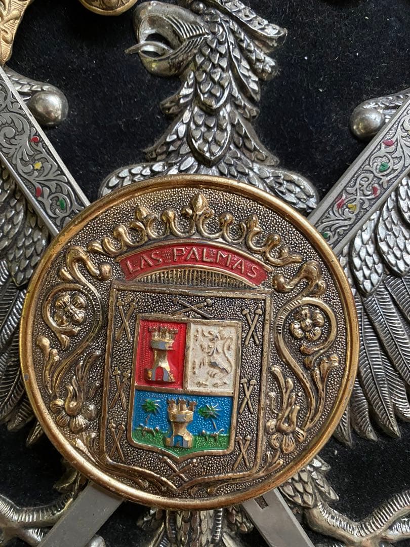 希少ヴィンテージ古道具骨董品　壁飾り　ヨーロッパ　イギリス　アメリカ　盾　剣　鷹