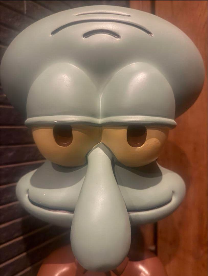 スポンジボブ　イカルゴ　置き物　オブジェ