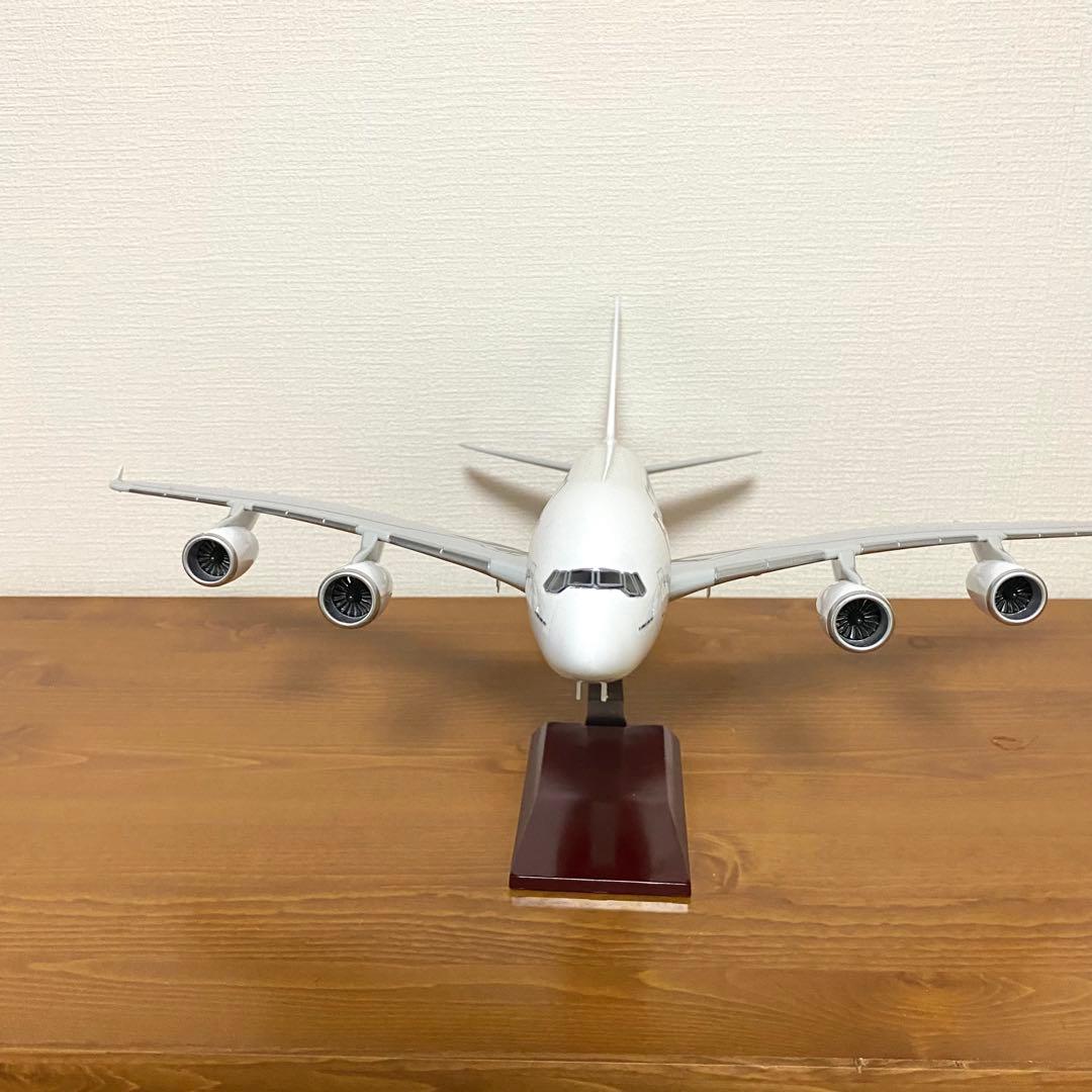 エミレーツ航空 エアバス A380 1/160 航空機模型 LEDライト付き