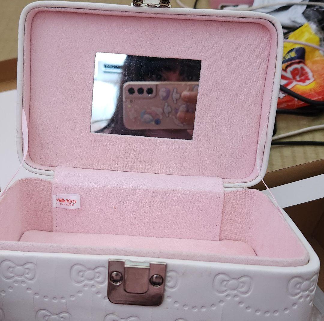 ​【激レア】ハローキティ レトロ携帯電話