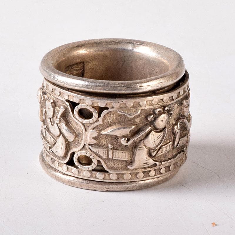 中国　光緒天宝足銀　人物彫　板指　重さ約35g　N　7648E