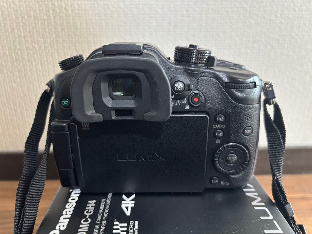 Panasonic LUMIX GH4 デジタル一眼レフ