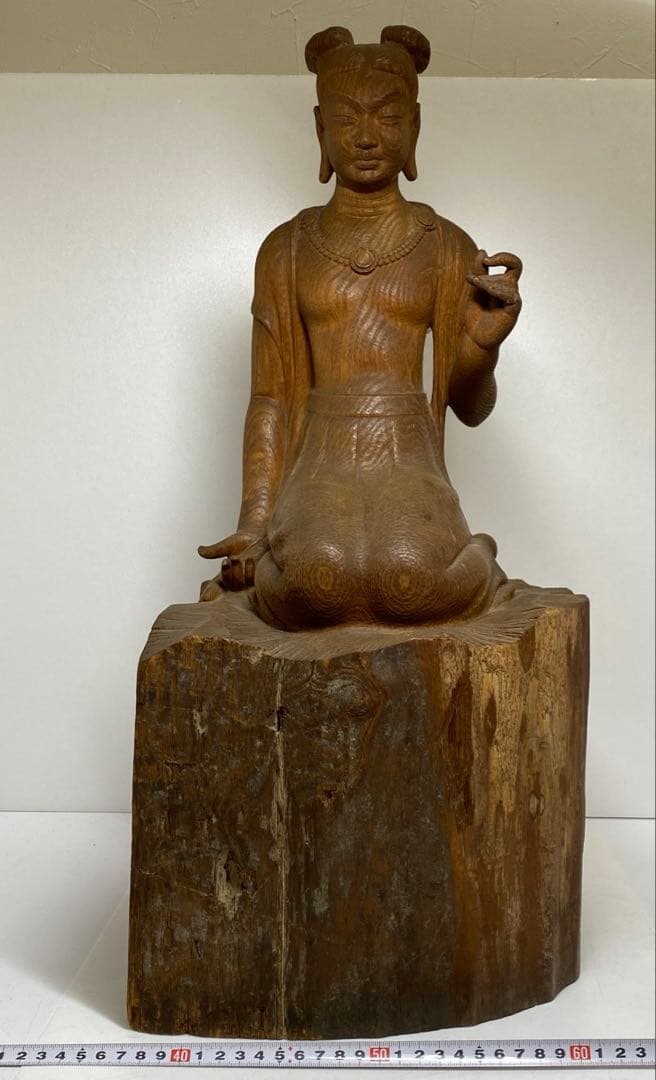 森山朝光作　木彫　弥勤　高さ約57.5㎝　チヒオニ　東さ8-0104☆2F