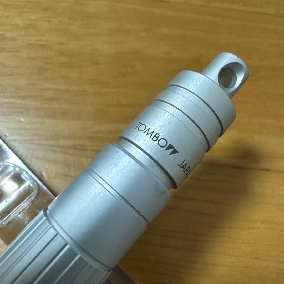 廃盤 TOMBOW トンボ鉛筆 XPA ボールペン 伸縮式 シルバー 箱付き