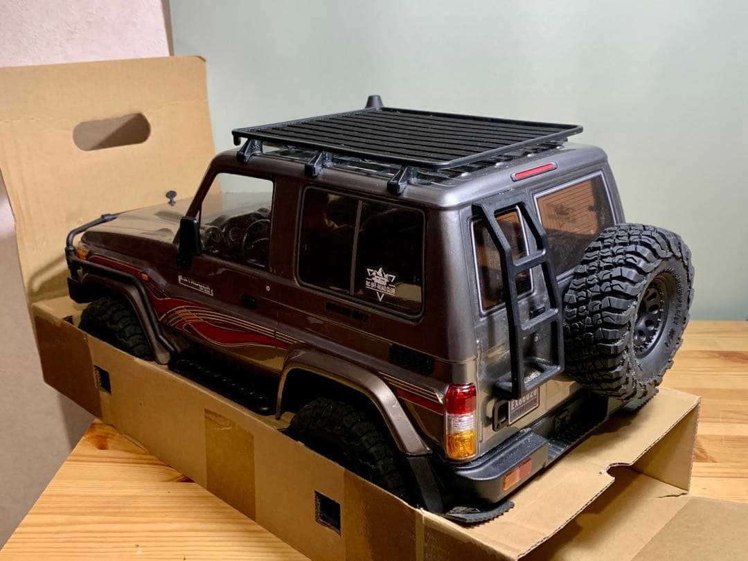 か*ん様 RGT 1/10スケール ロッククローラー