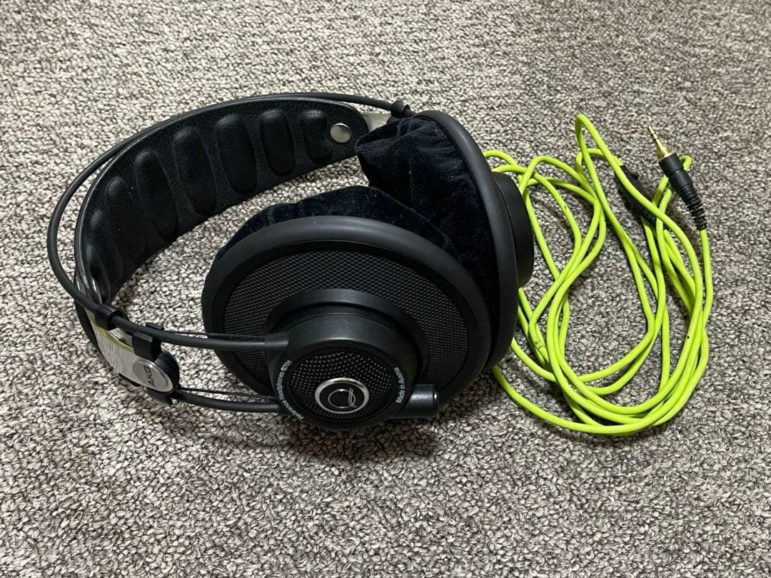 AKG Q701 有線ヘッドホン