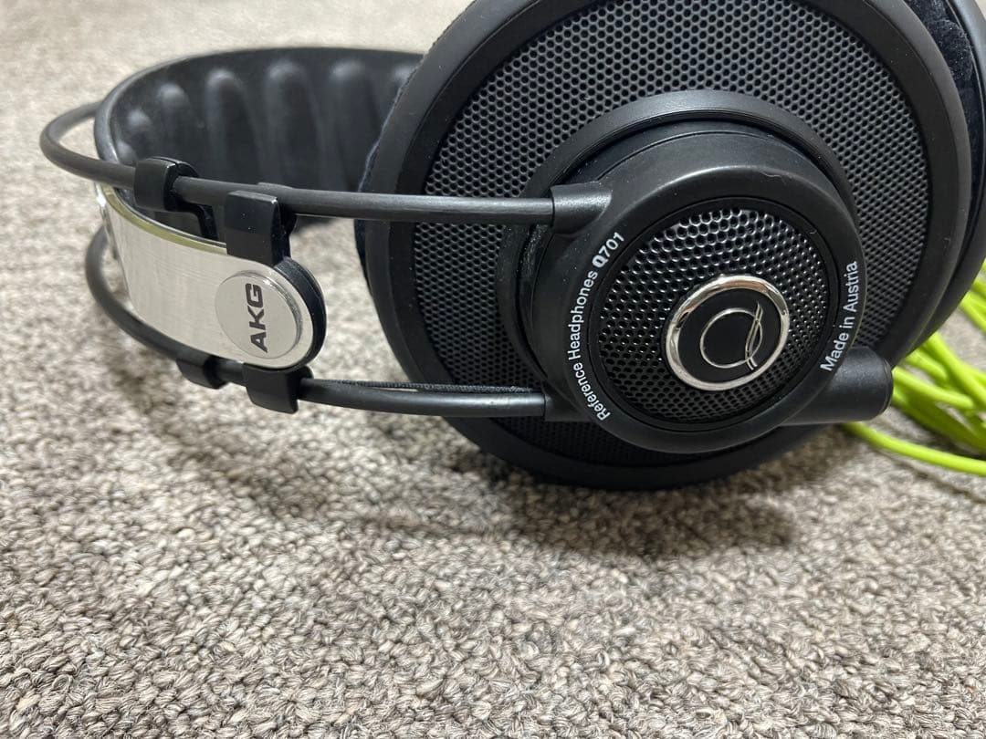AKG Q701 有線ヘッドホン