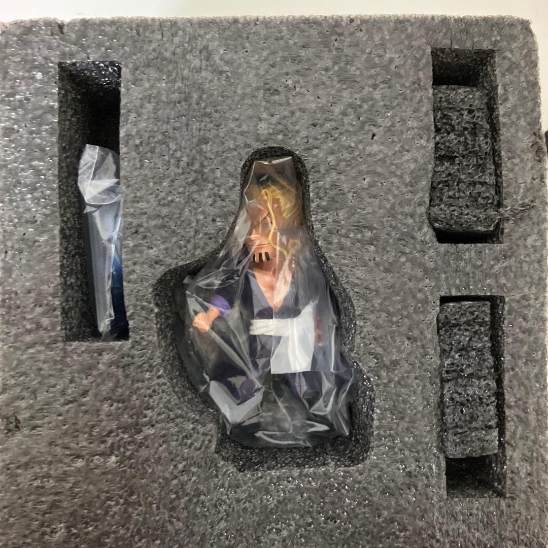 ワンピースフィギュア　ロジャー海賊団　シルバーズ・レイリー yzスタジオ