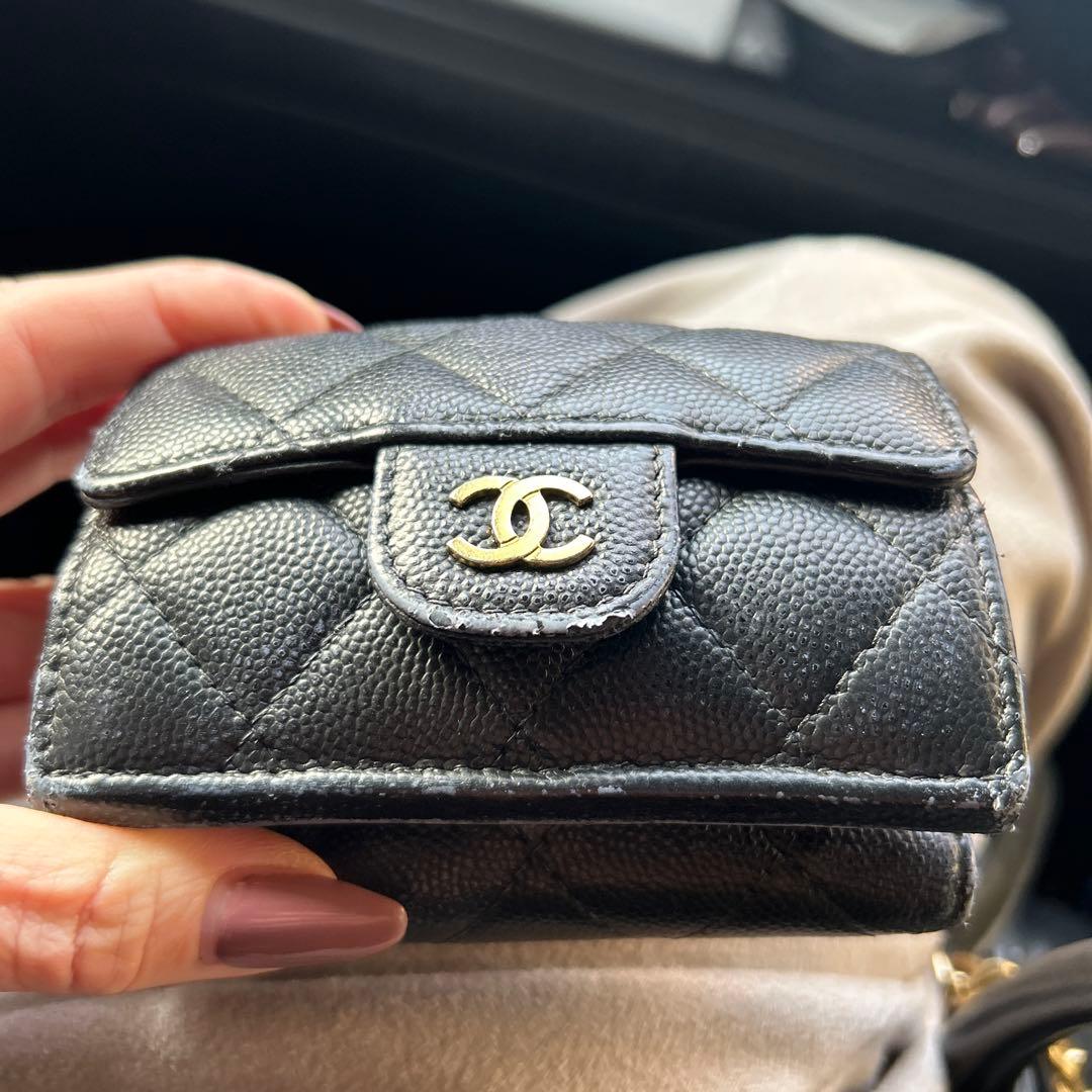 CHANEL キャビアスキン　ミニ財布
