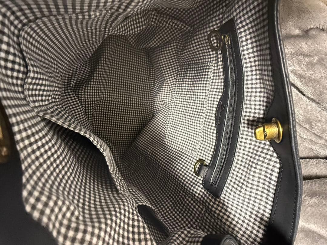 ダコタ　ゆべし　ショルダーバッグ　ブラック