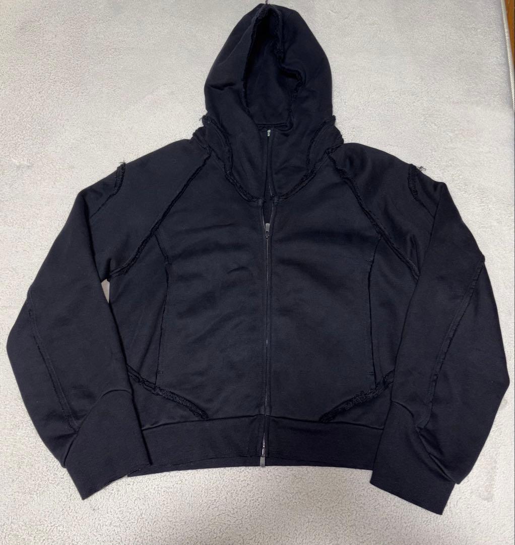 Sサイズ　STRONG 005 BROKEN HOODIE (BLACK)