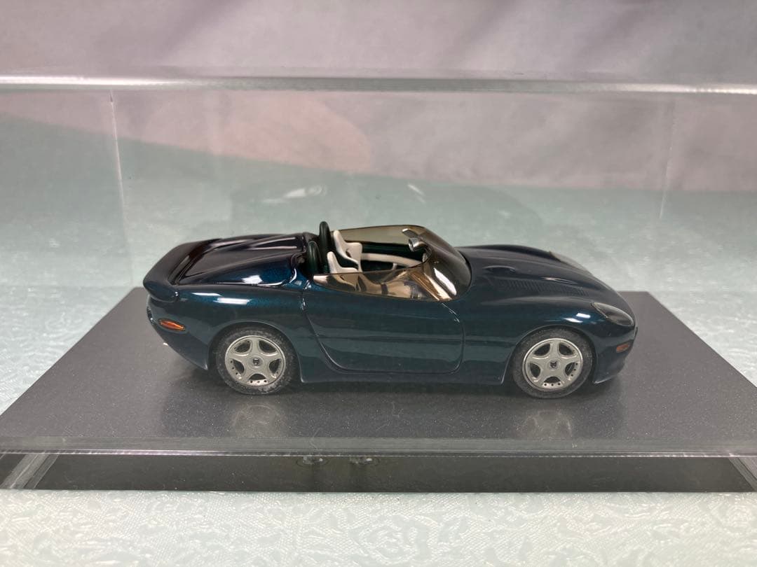 専用品ラクーンオート注文製作　ジャガーXK180 1998年　パリモーターショー