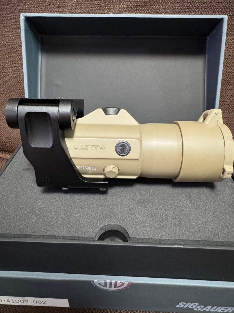 レ*オ様 SIG SAUER JULIET4 実物マグニファイア