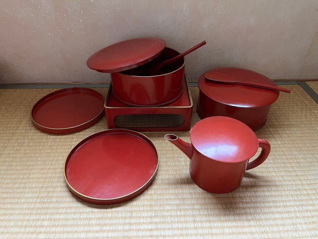 蔵出し 朱塗りのお膳6セットとその他　大量まとめセット！　レトロ品　漆器食器
