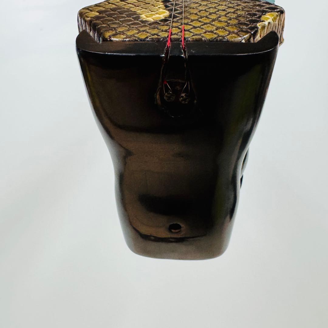 24時間以内発送 美品　蘇州　二胡　紅木　精品　万菊根制　蛇皮　ケース　弓