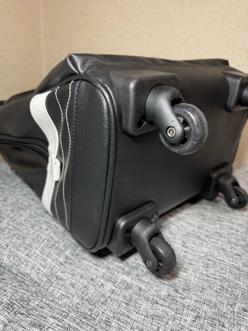希少✨　カステルバジャック　鍵付き　レザー　キャリーケースブラック　デカロゴ