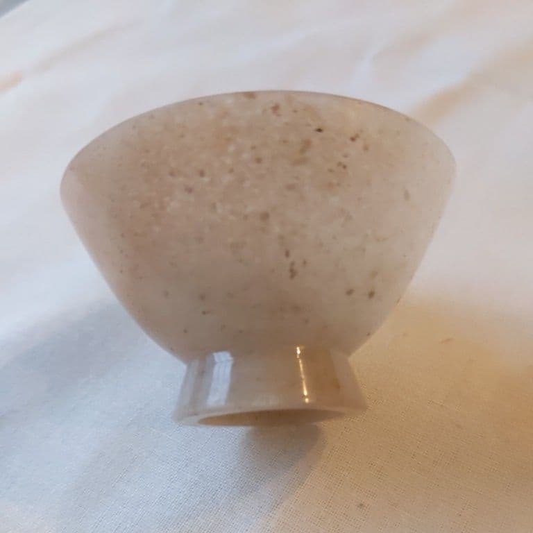 玉杯　水口青玉銅　おちょこ　鉱石