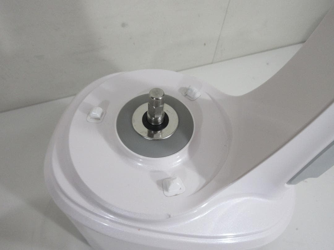 1108W Kuvings クビンス M2 ホールスロージューサー ホワイト