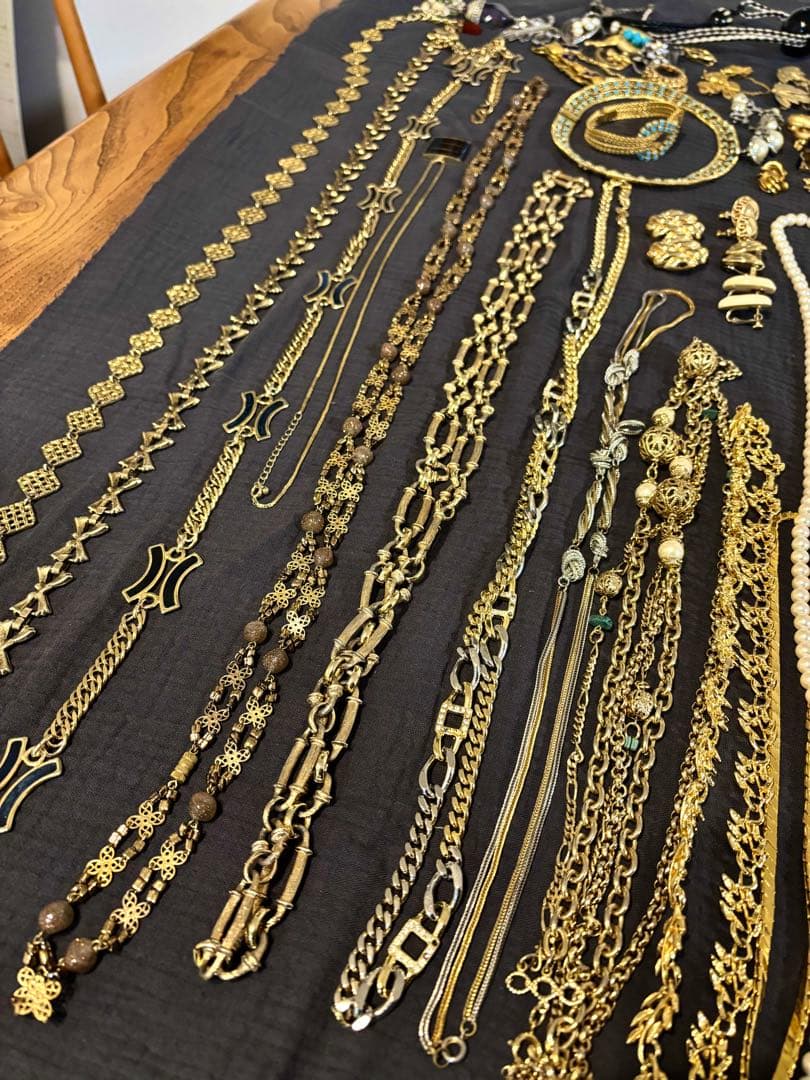 コスチュームジュエリー　まとめ売り