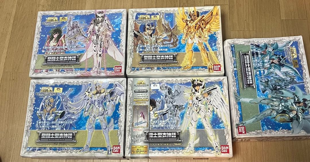 聖闘士星矢　聖闘士聖衣神話　神聖衣5体セット