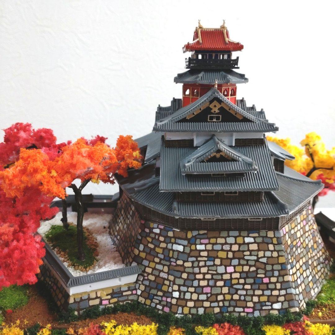 安土城　プラモデル　組立済完成品　秋（紅葉）バージョン