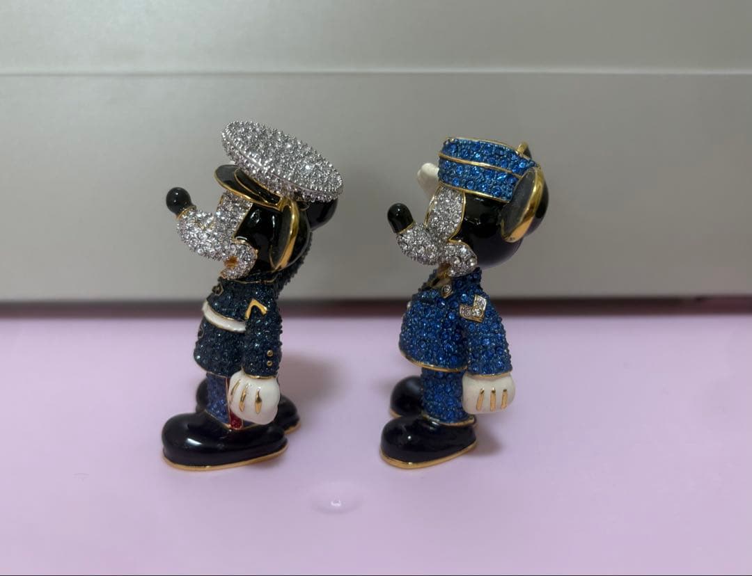 ディズニーアリバスブラザーズ スワロフスキー ミッキーレア 置物 箱なし