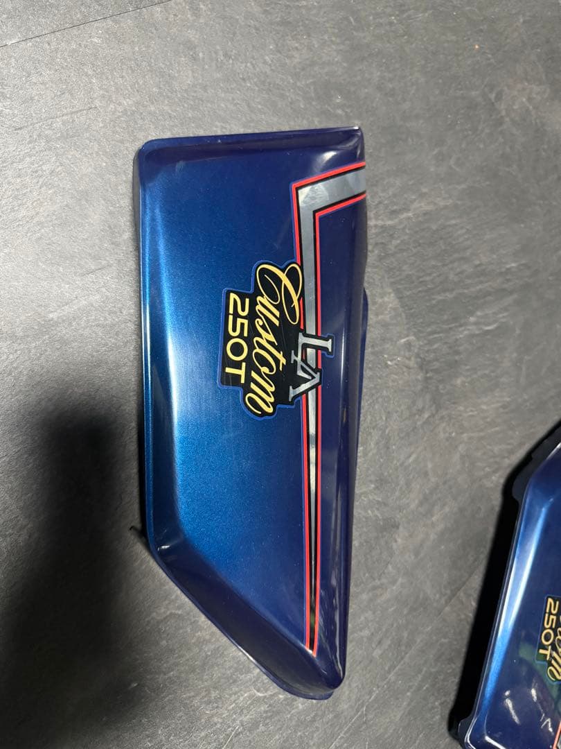 HONDA LA Custom 250T バイク用タンクとサイドカバー