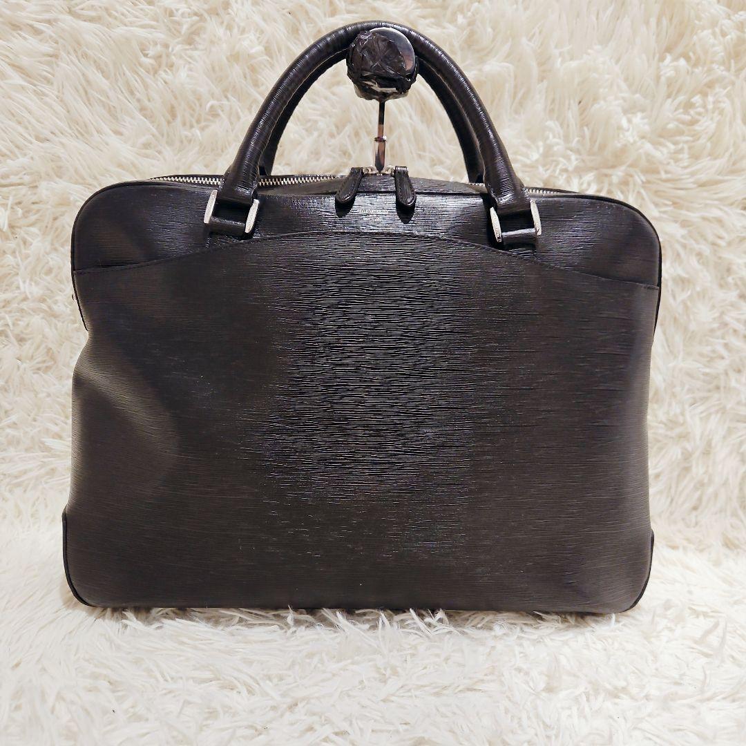 美品 ペッレモルビダ ビジネスバッグ キャピターノ ウェーブレザー PC 黒