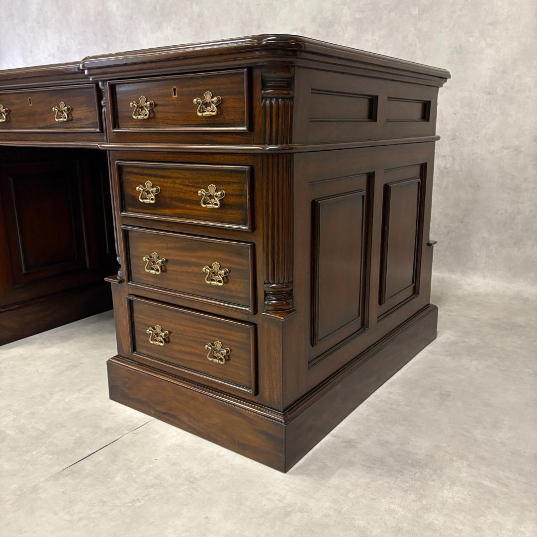 プレジデントデスク 両袖 デスク　アンティーク マホガニー 社長デスク